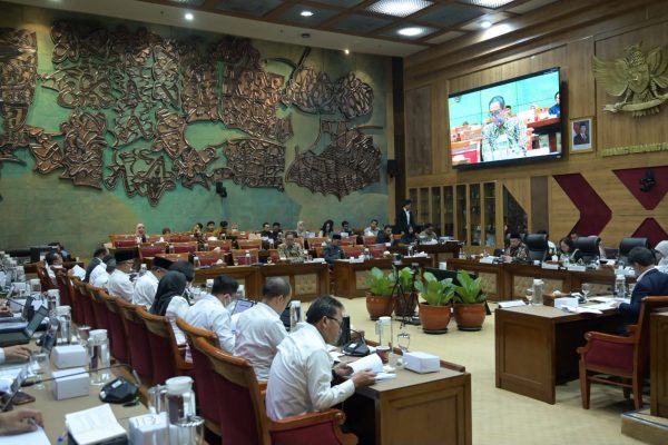 Dukung Program Prioritas Pendidikan 2027, Komisi X DPR RI Setujui Pagu Kemendikdasmen Rp89,1 Triliun